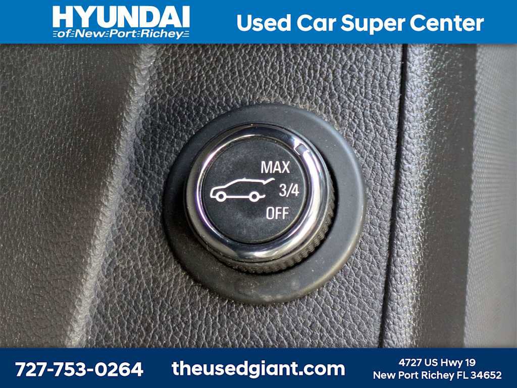 Used 2019 Chevrolet Traverse LT image 34