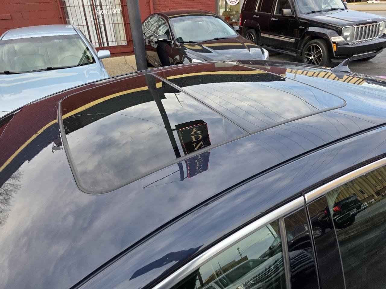 Used 2013 Cadillac XTS Luxury image 16