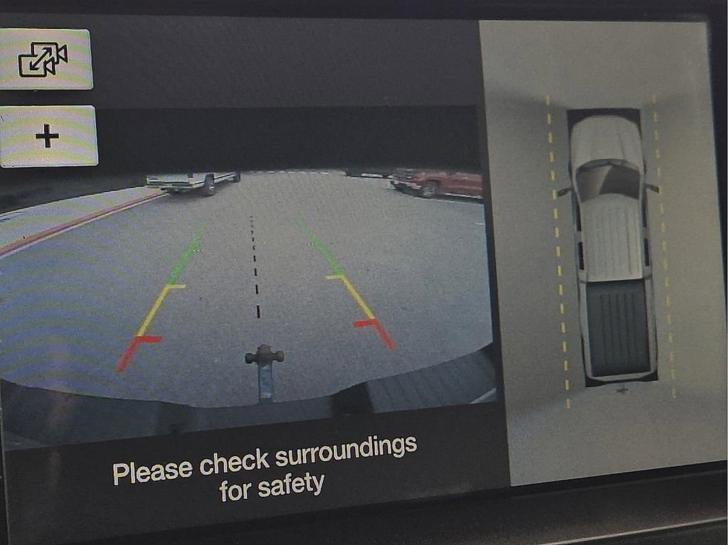 Used 2017 Ford F350 Platinum w/ Platinum Ultimate Package AWD/4WD image 13