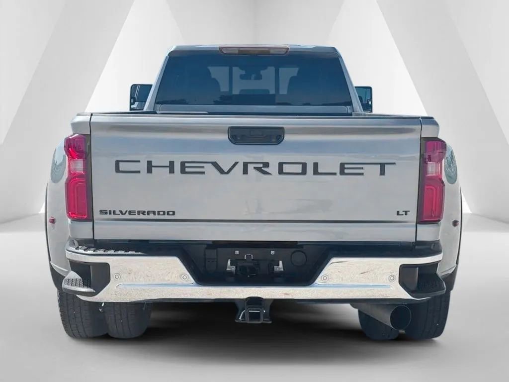 Used 2026 Chevrolet Silverado 3500 LT w/ All Star Edition AWD/4WD image 6