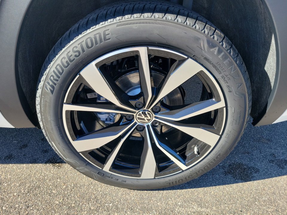 New 2026 Volkswagen Atlas SEL Premium R-Line image 27