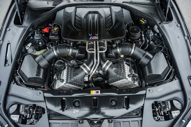 Used 2016 BMW M6 Convertible image 25