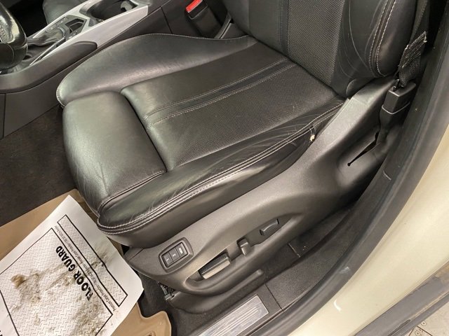 Used 2013 Cadillac SRX Luxury image 17