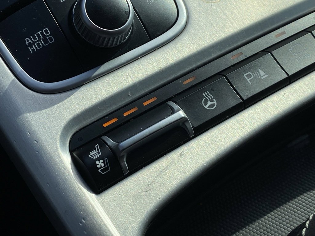 Used 2021 Kia Stinger GT2 image 18