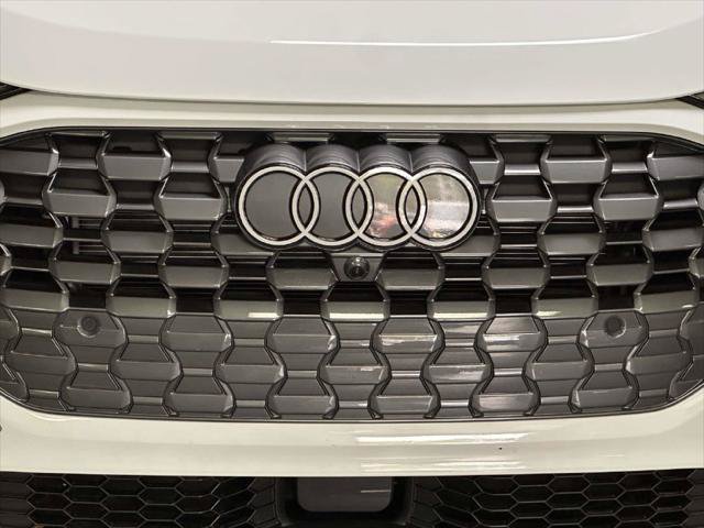 Used 2025 Audi Q5 Premium w/ Convenience Package AWD/4WD image 7