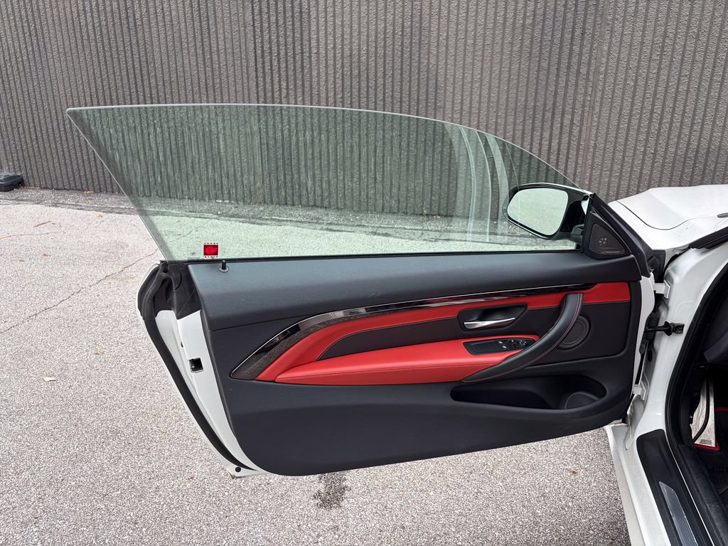 Used 2016 BMW M4 Coupe RWD image 19