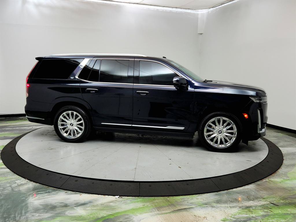 Used 2021 Cadillac Escalade Premium Luxury w/ Driver Assist Tech Package AWD/4WD image 4