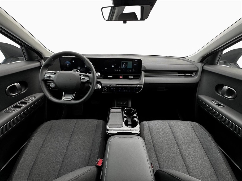 New 2025 Hyundai Ioniq 5 SE image 8