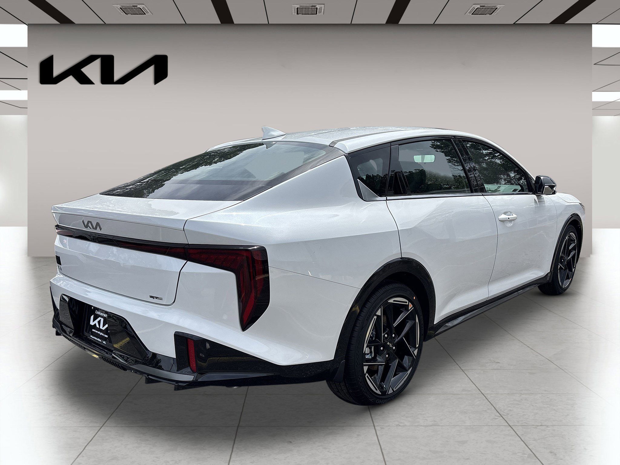 New 2025 Kia K4 GT-Line image 3