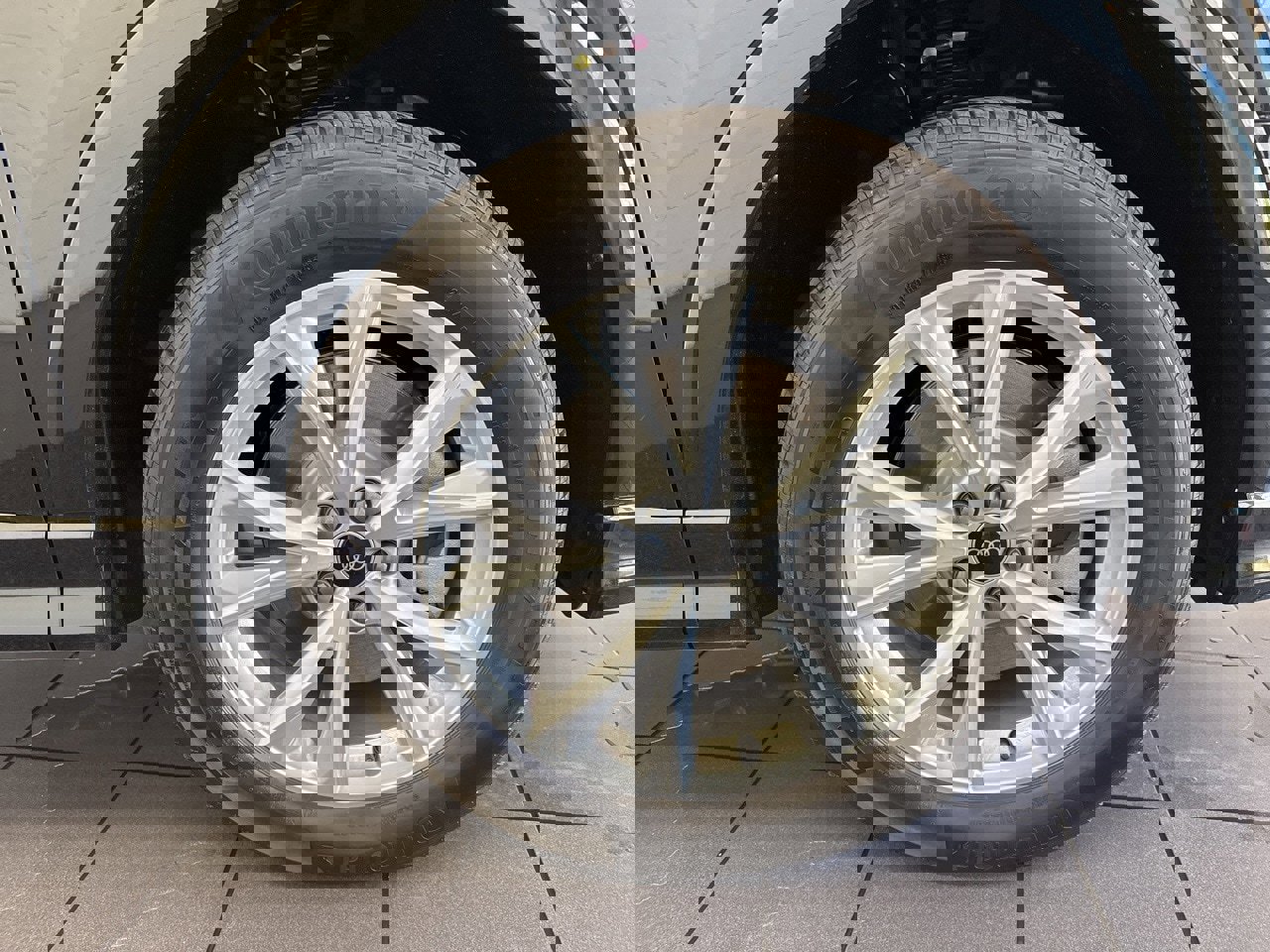 New 2025 Audi Q3 2.0T Premium image 58