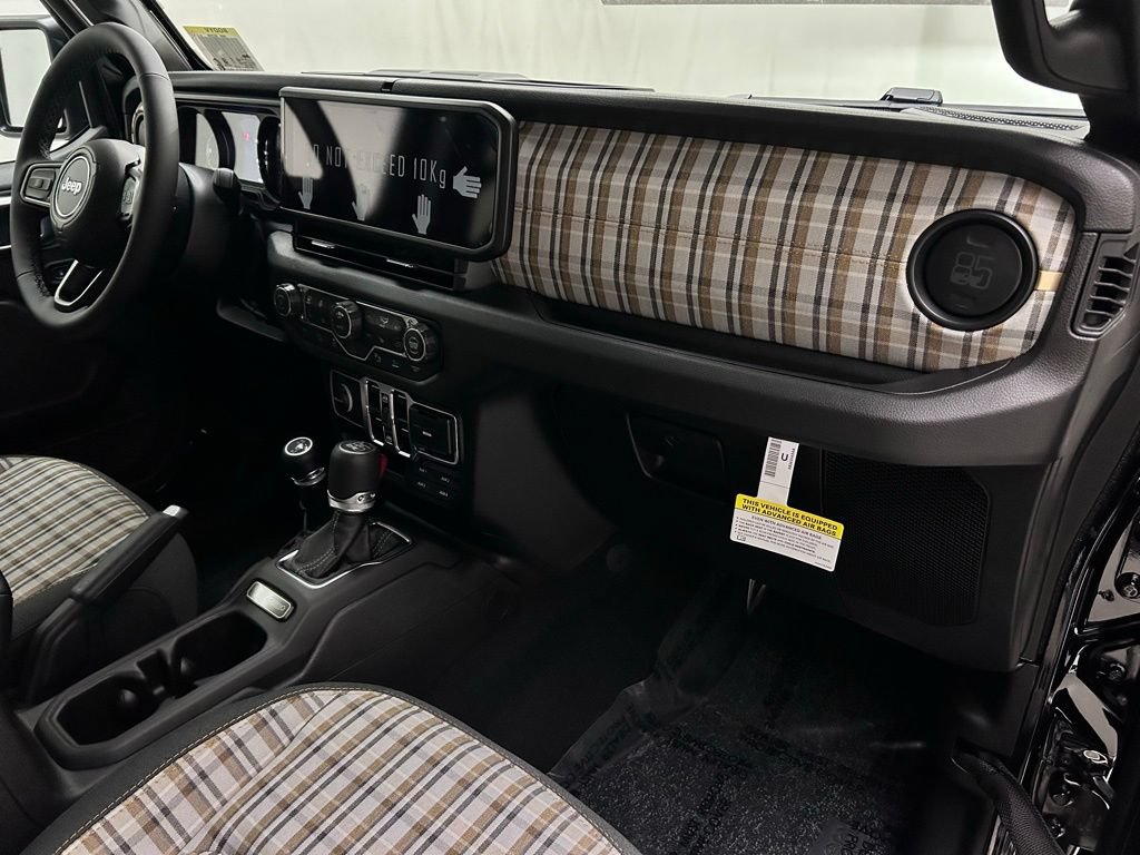 New 2026 Jeep Gladiator Sport AWD/4WD image 19