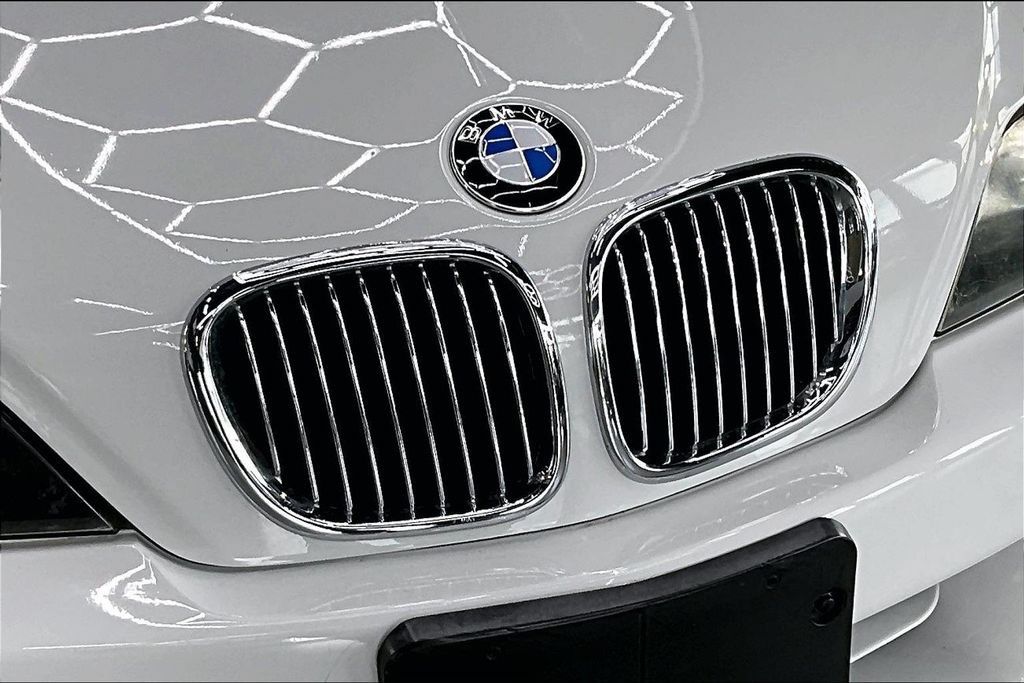 Used 2001 BMW Z3 3.0i RWD image 28