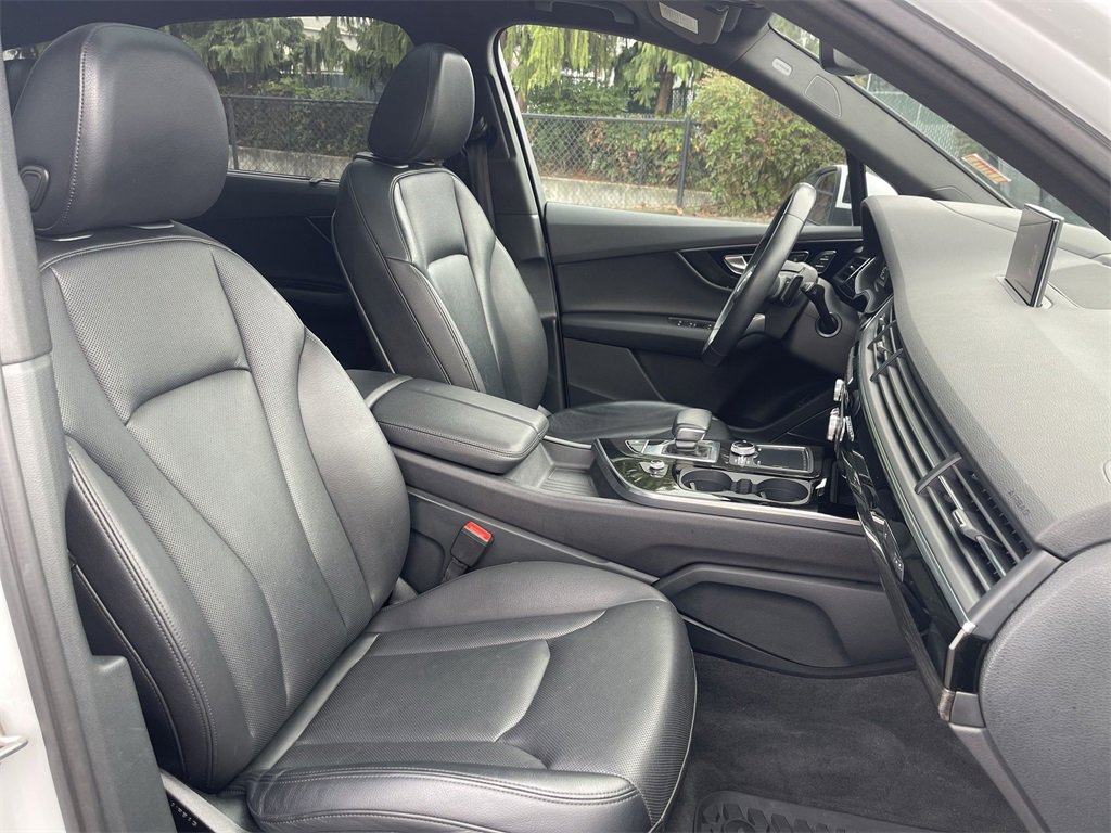 Used 2019 Audi Q7 3.0T Prestige w/ Prestige Package image 29