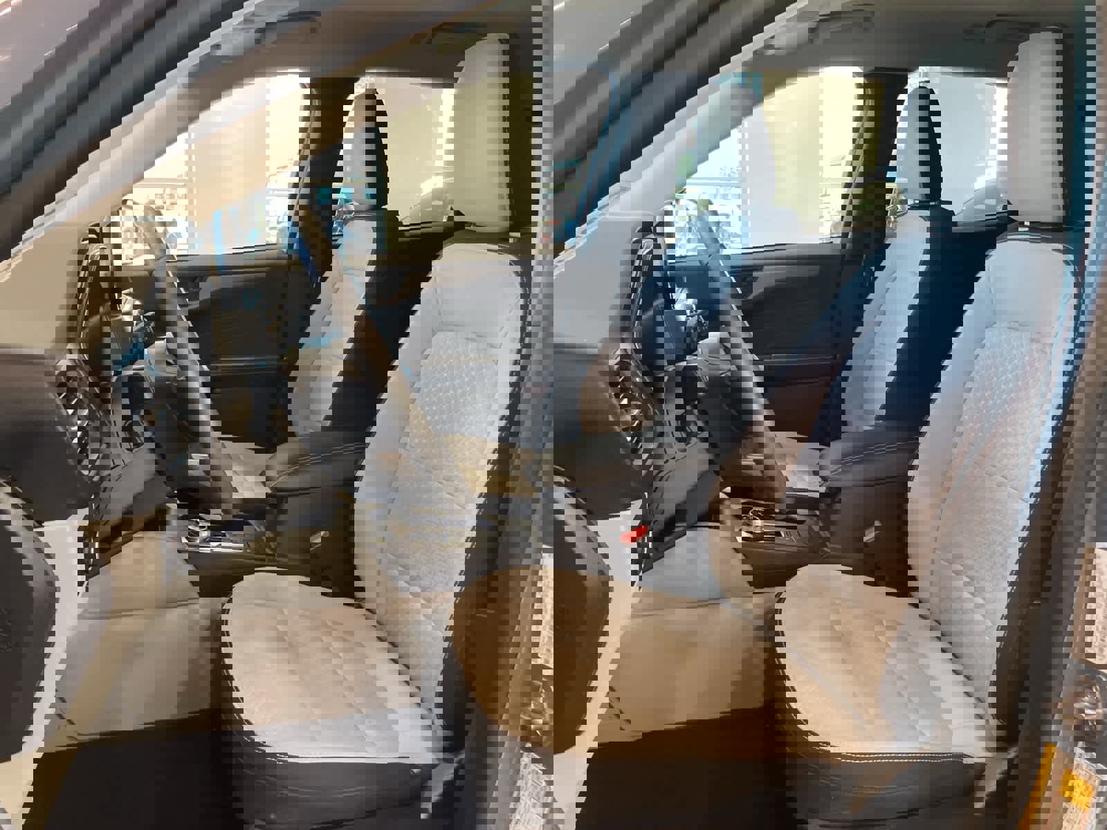 Used 2024 Ford Escape Active image 10