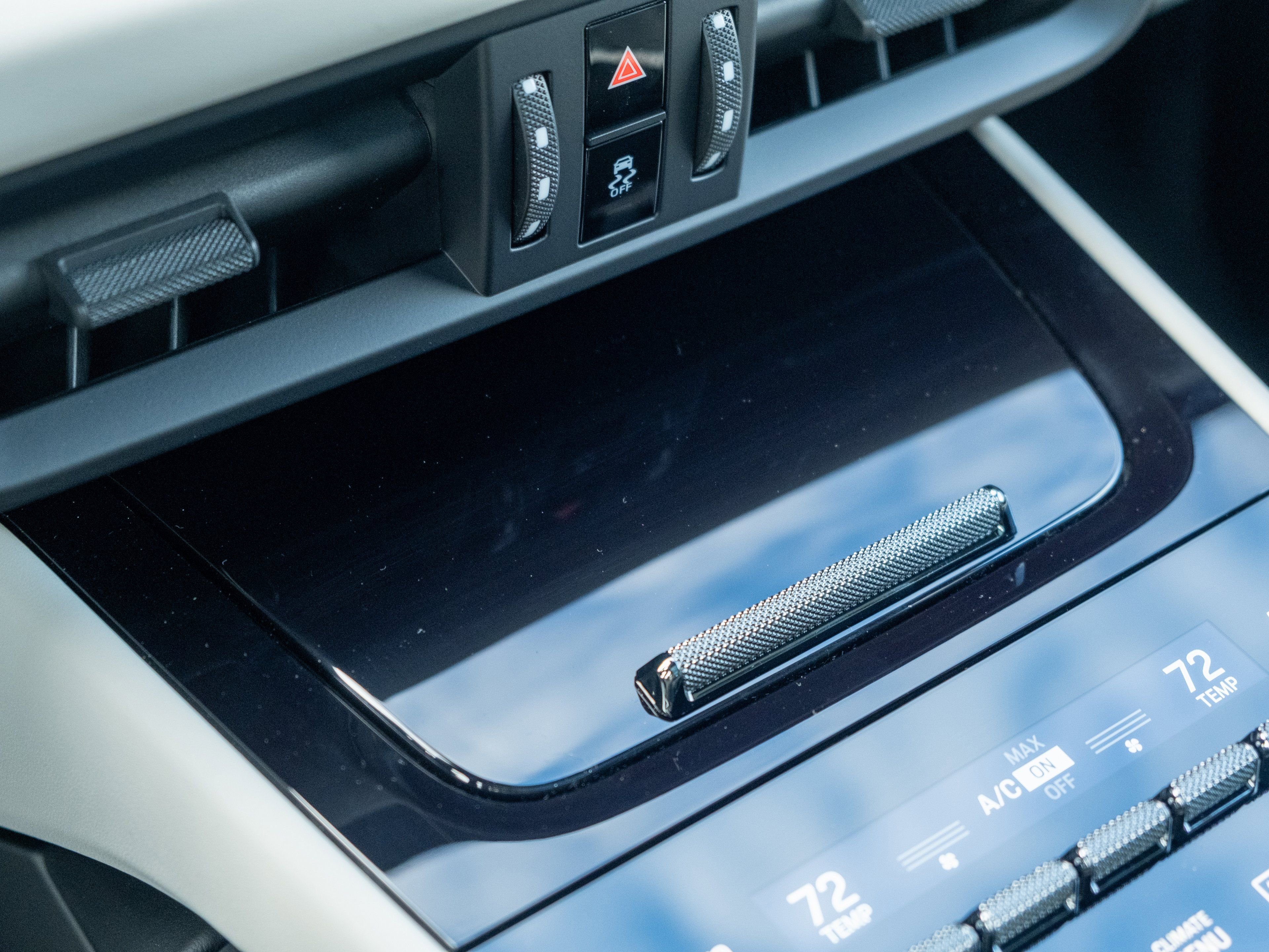 New 2026 Porsche Cayenne S image 26