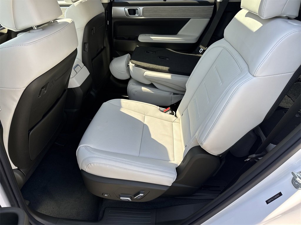 New 2025 Hyundai Santa Fe Calligraphy image 21