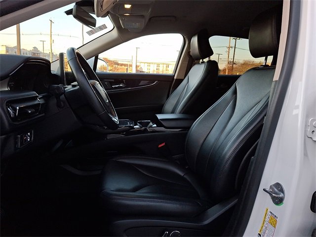 Certified 2022 Lincoln Nautilus AWD image 15