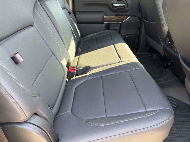 Used 2023 Chevrolet Silverado 2500 LT w/ Convenience Package image 27