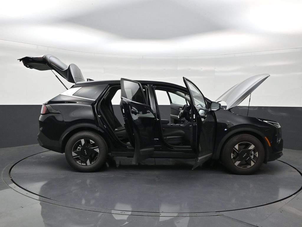 Used 2026 Kia Sportage LX FWD image 29