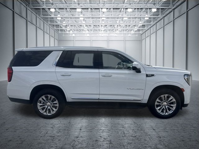 Used 2023 GMC Yukon SLT AWD/4WD image 6