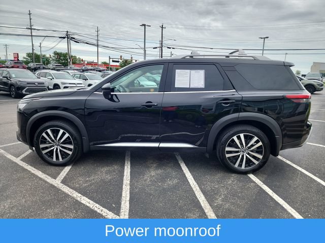 Used 2025 Nissan Pathfinder Platinum w/ Cargo Package FWD image 6
