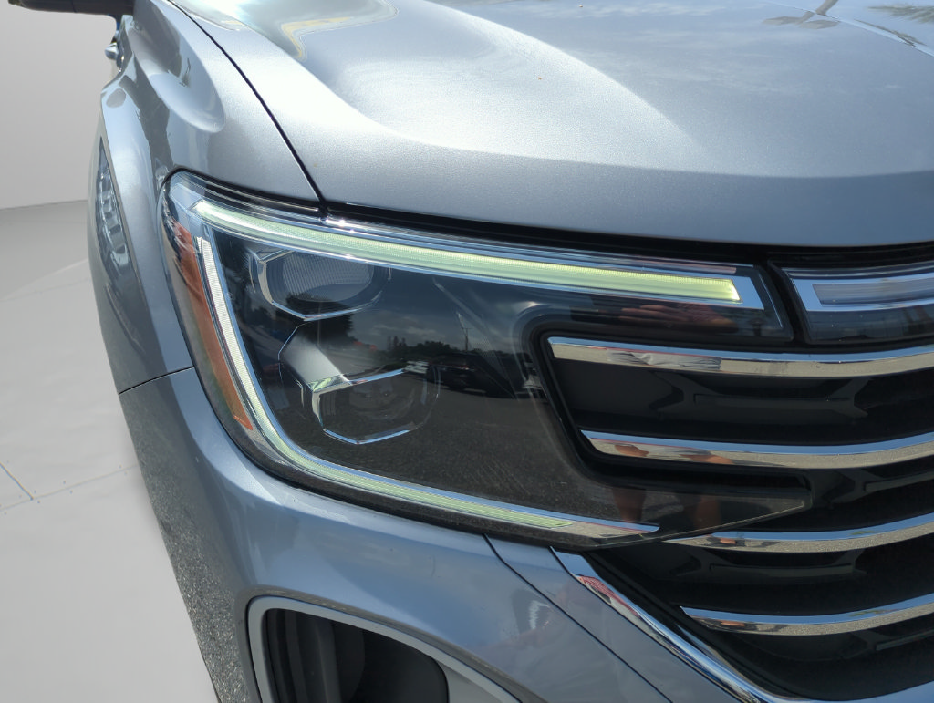 Used 2024 Volkswagen Atlas SE FWD image 17