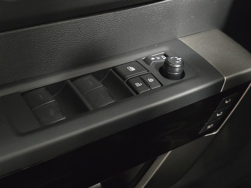 New 2026 Toyota Tundra Limited AWD/4WD image 26