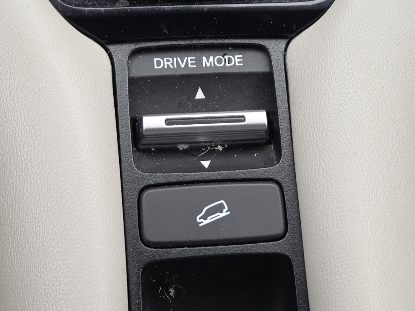 Used 2024 Honda HR-V LX image 4