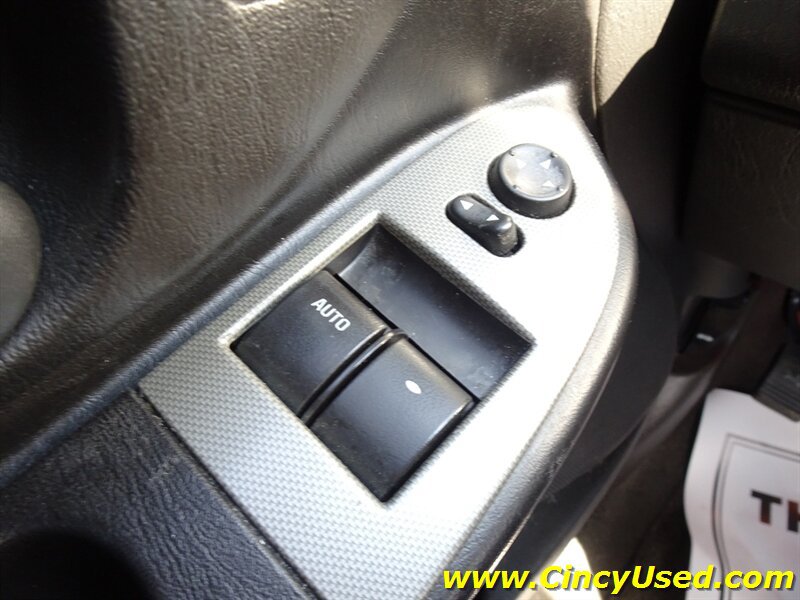 Used 2006 Chevrolet Monte Carlo SS w/ Convenience Package FWD image 24