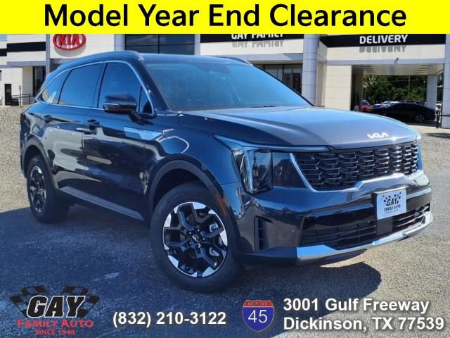 New 2025 Kia Sorento S