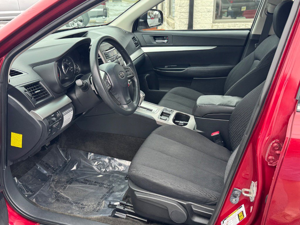 Used 2012 Subaru Outback 2.5i w/ Alloy Wheel Pkg image 12