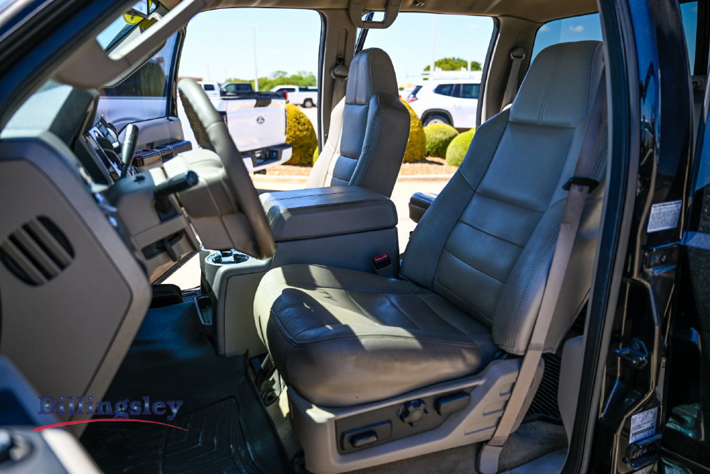 Used 2008 Ford F350 2WD Crew Cab DRW Super Duty image 9