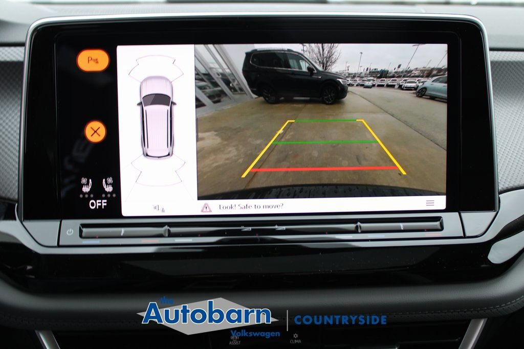 Used 2026 Volkswagen Atlas Peak Edition AWD/4WD image 14