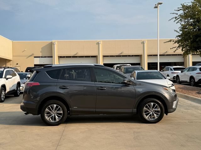 Used 2016 Toyota RAV4 XLE w/ Convenience Package AWD/4WD image 6