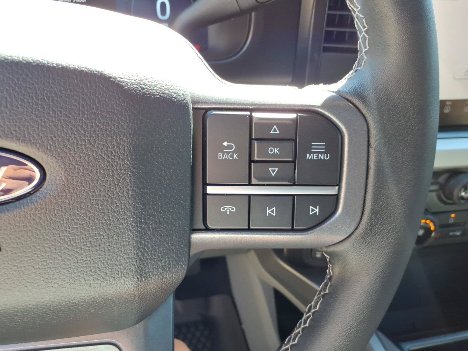 New 2027 Ford F250 XLT w/ XLT Premium Package AWD/4WD image 23