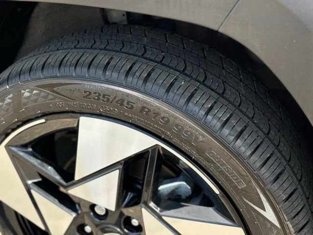 Used 2025 Hyundai Kona Limited image 13