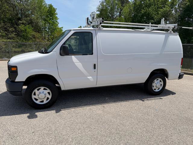 Used 2014 Ford E-250 and Econoline 250 w/ Power Group RWD image 8