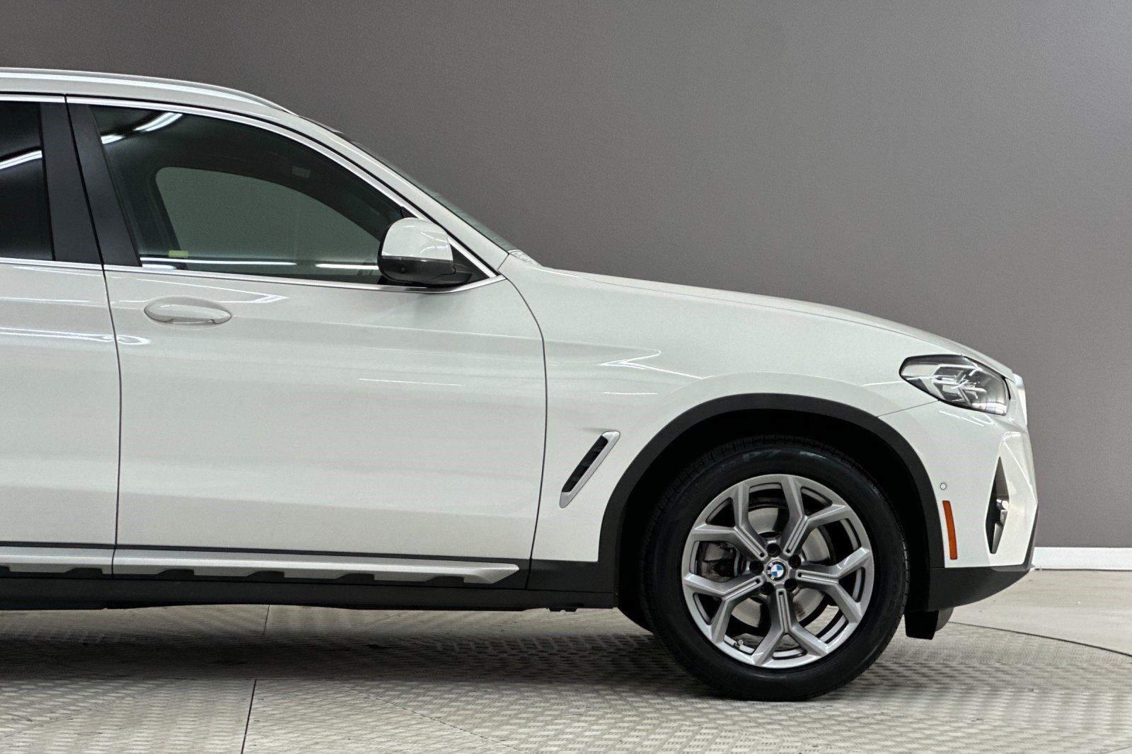 Certified 2024 BMW X3 sDrive30i w/ Convenience Package RWD image 35