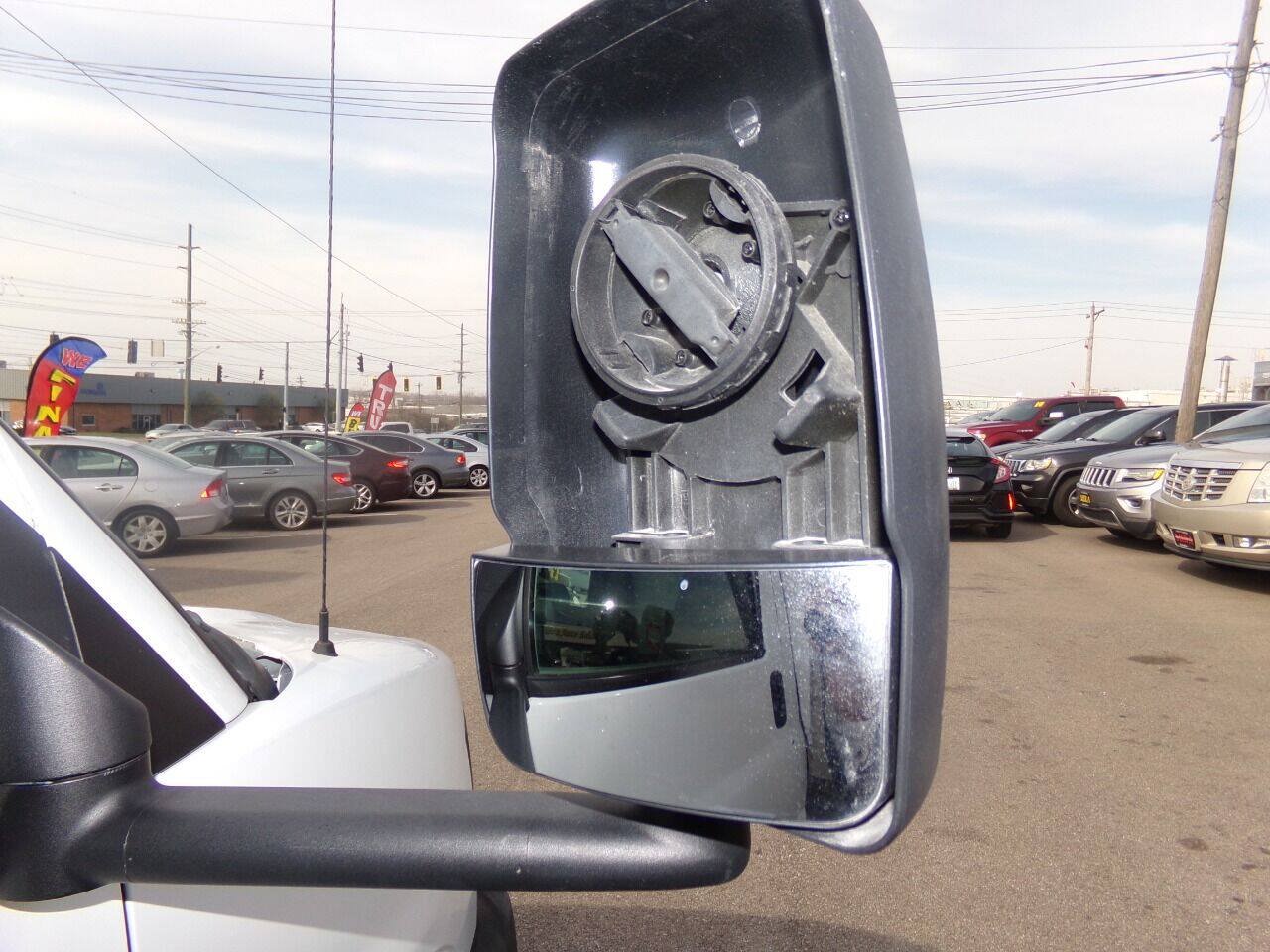 Used 2009 Chevrolet Express 3500 RWD image 37