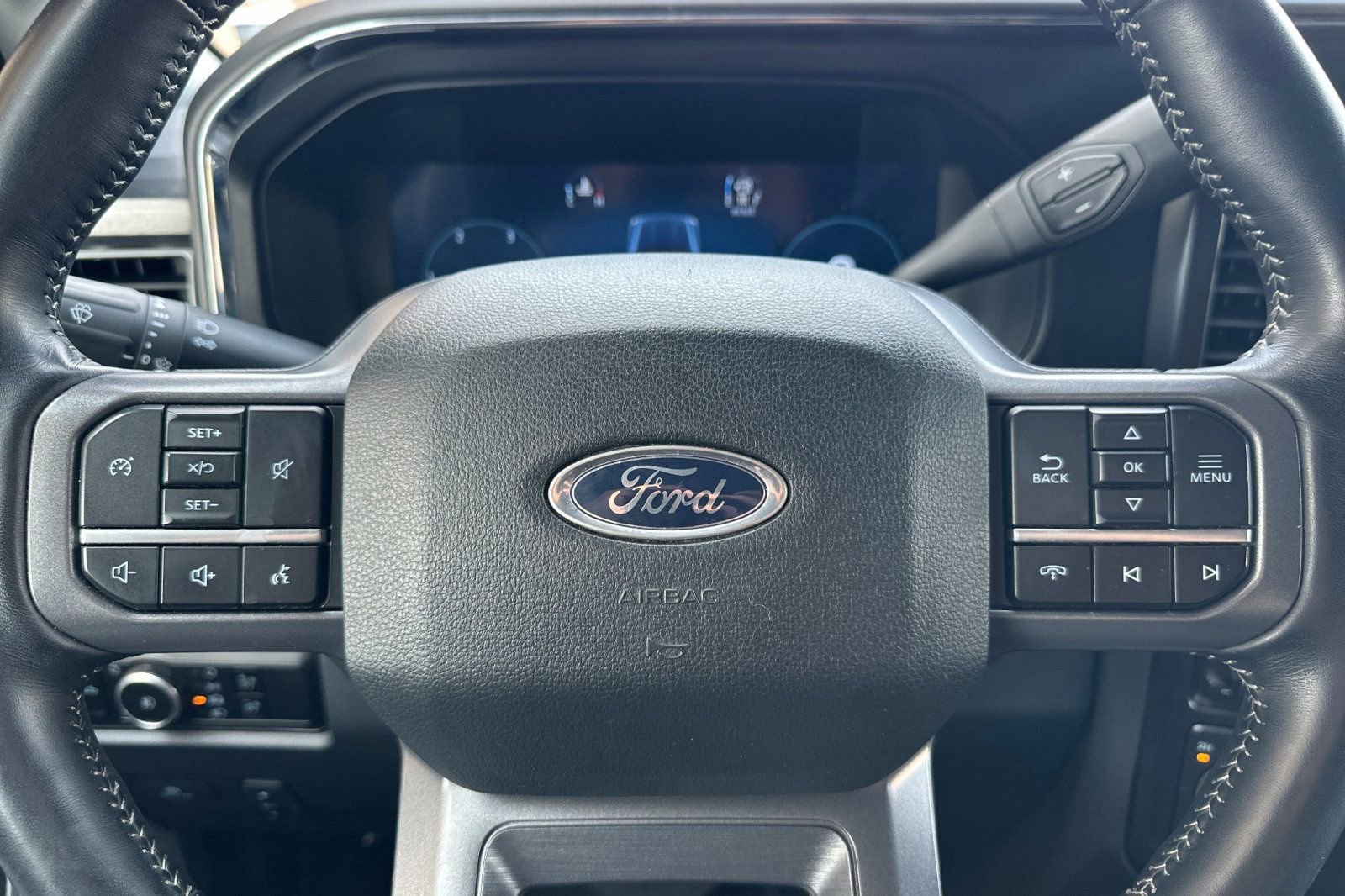 Used 2024 Ford F250 Lariat w/ Chrome Package image 27