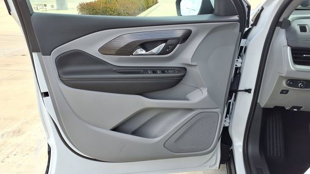 Used 2023 GMC Terrain SLE FWD image 13