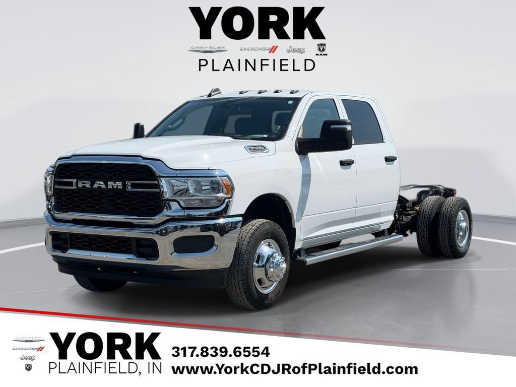 Used 2023 RAM 3500 Tradesman w/ Chrome Appearance Group AWD/4WD image 1
