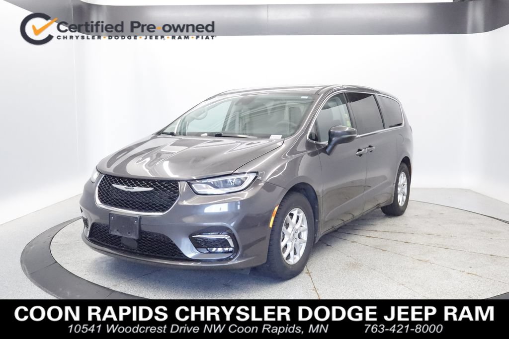 Certified 2023 Chrysler Pacifica Touring-L