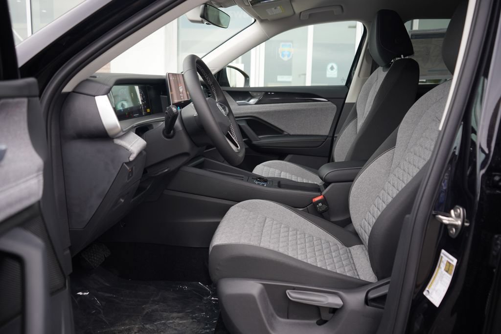 New 2026 Volkswagen Tiguan S AWD/4WD image 6