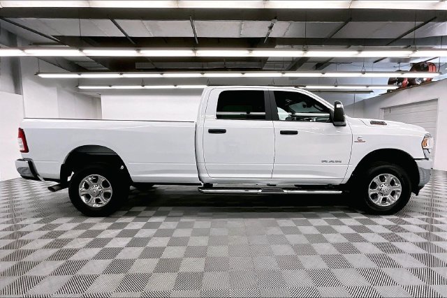 Used 2024 RAM 3500 Big Horn AWD/4WD image 16