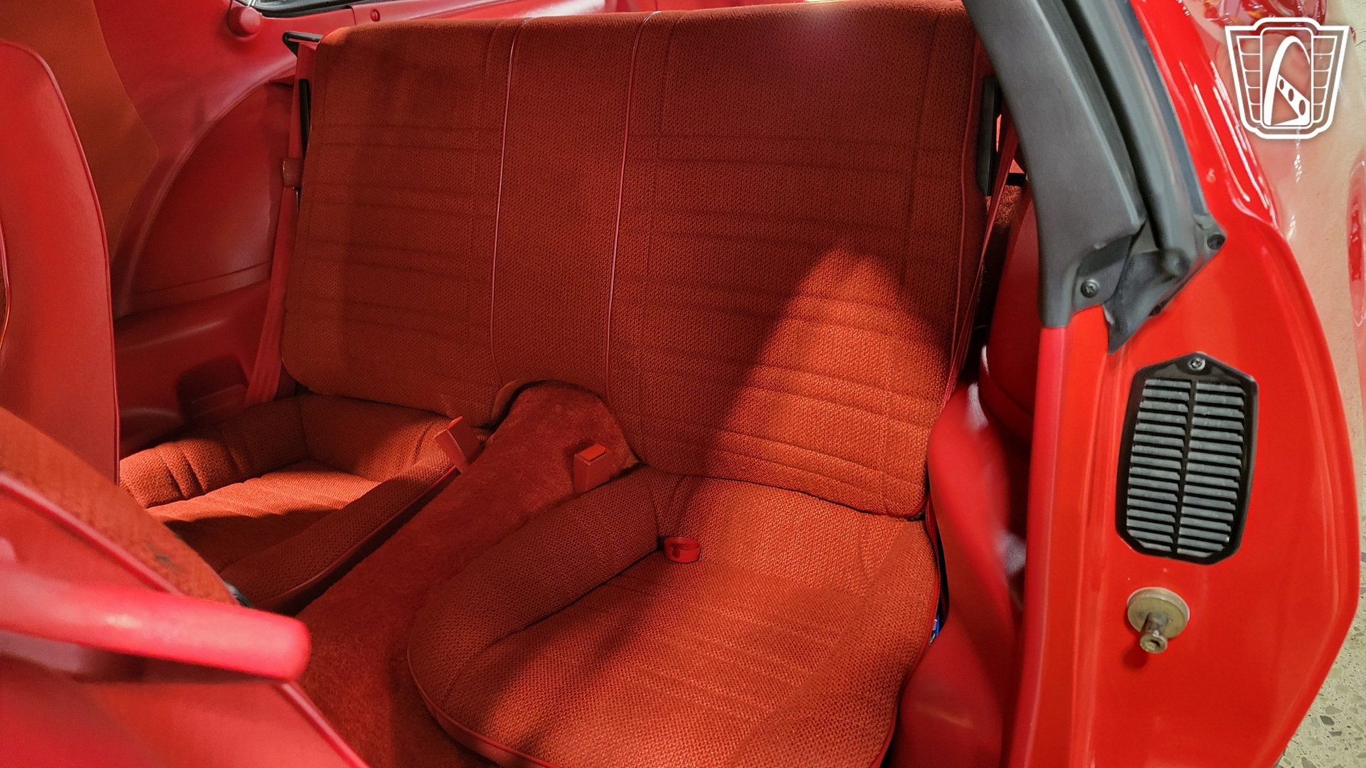Used 1991 Chevrolet Camaro Z28 RWD image 16
