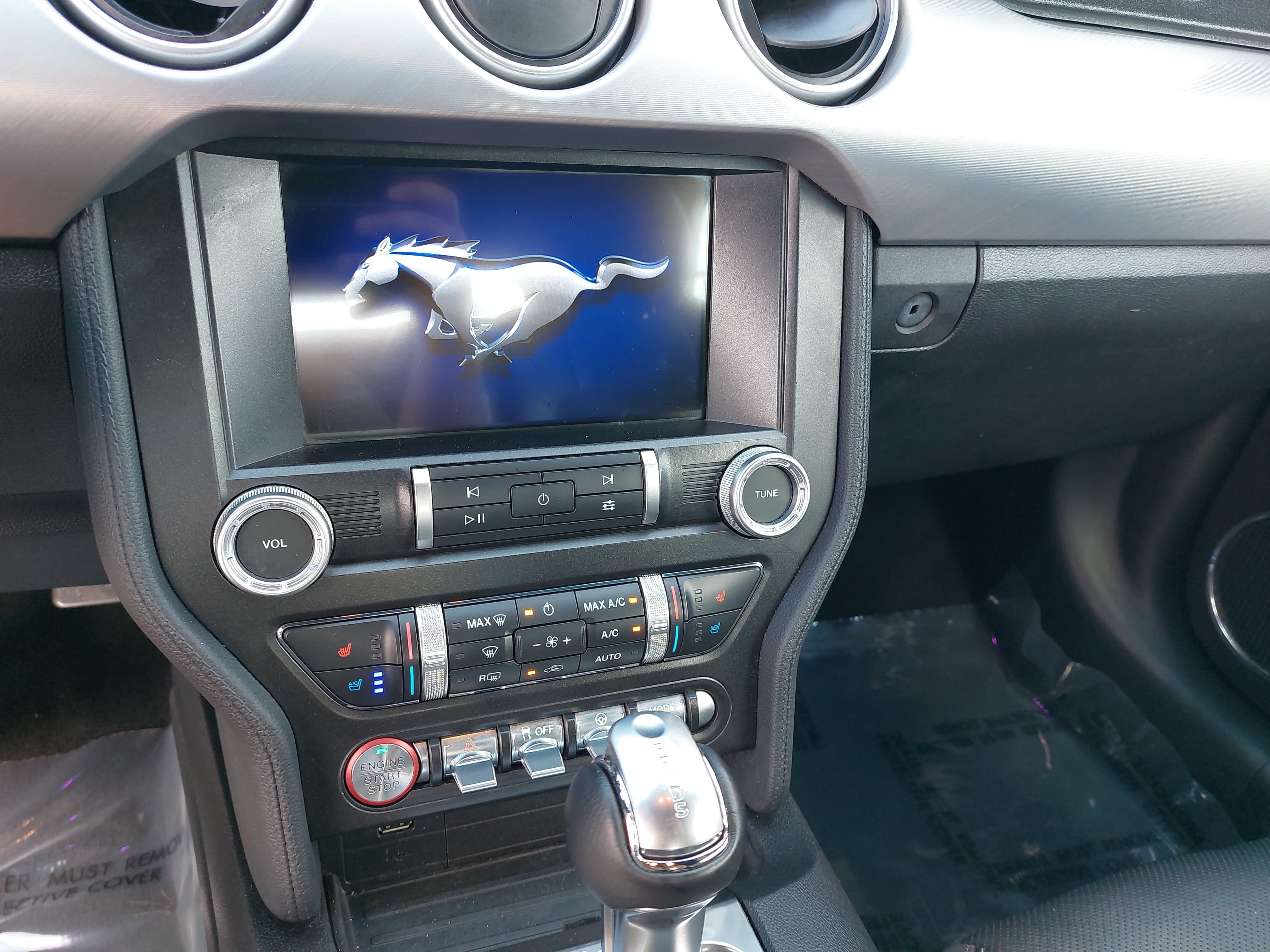Used 2020 Ford Mustang Premium RWD image 21