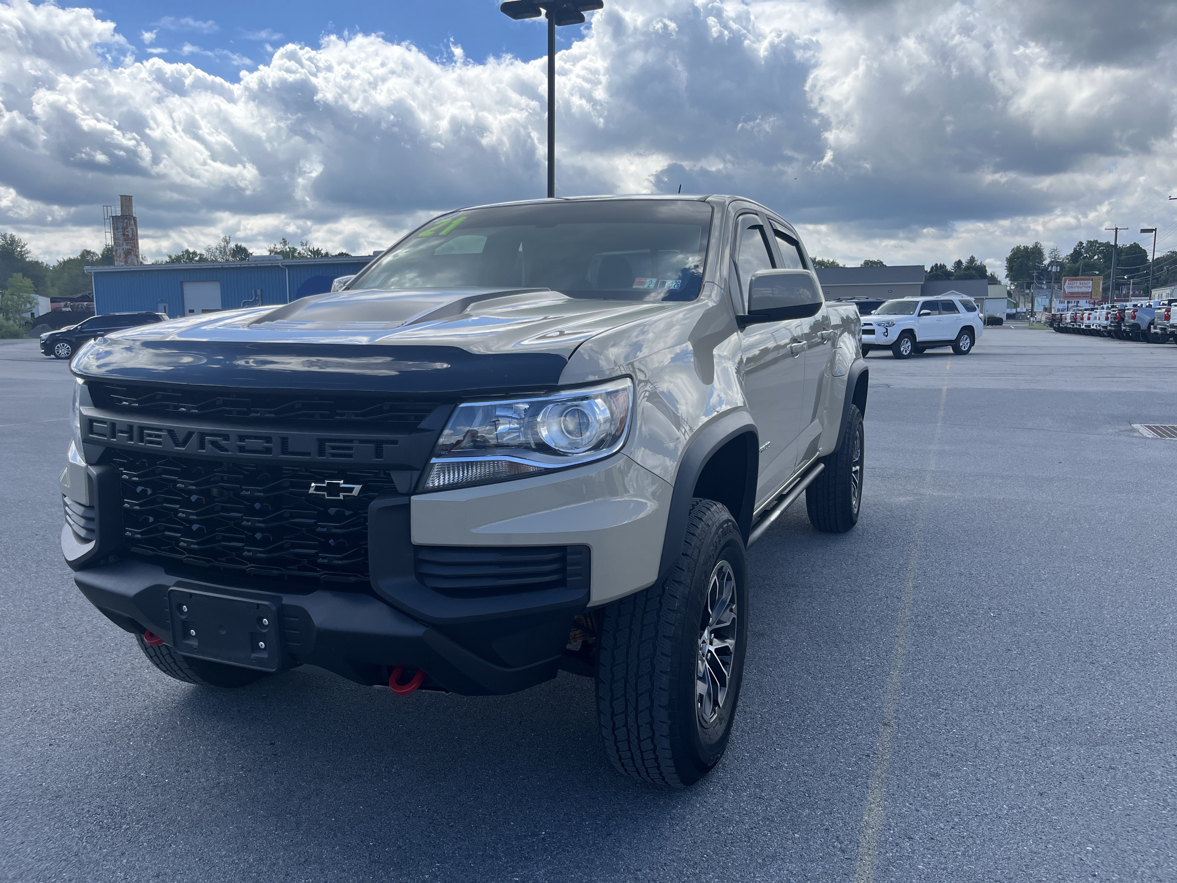 Used 2021 Chevrolet Colorado ZR2 AWD/4WD image 2
