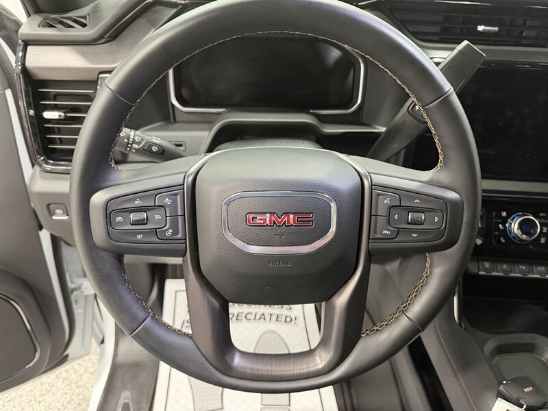 Used 2026 GMC Sierra 2500 AT4 AWD/4WD image 8