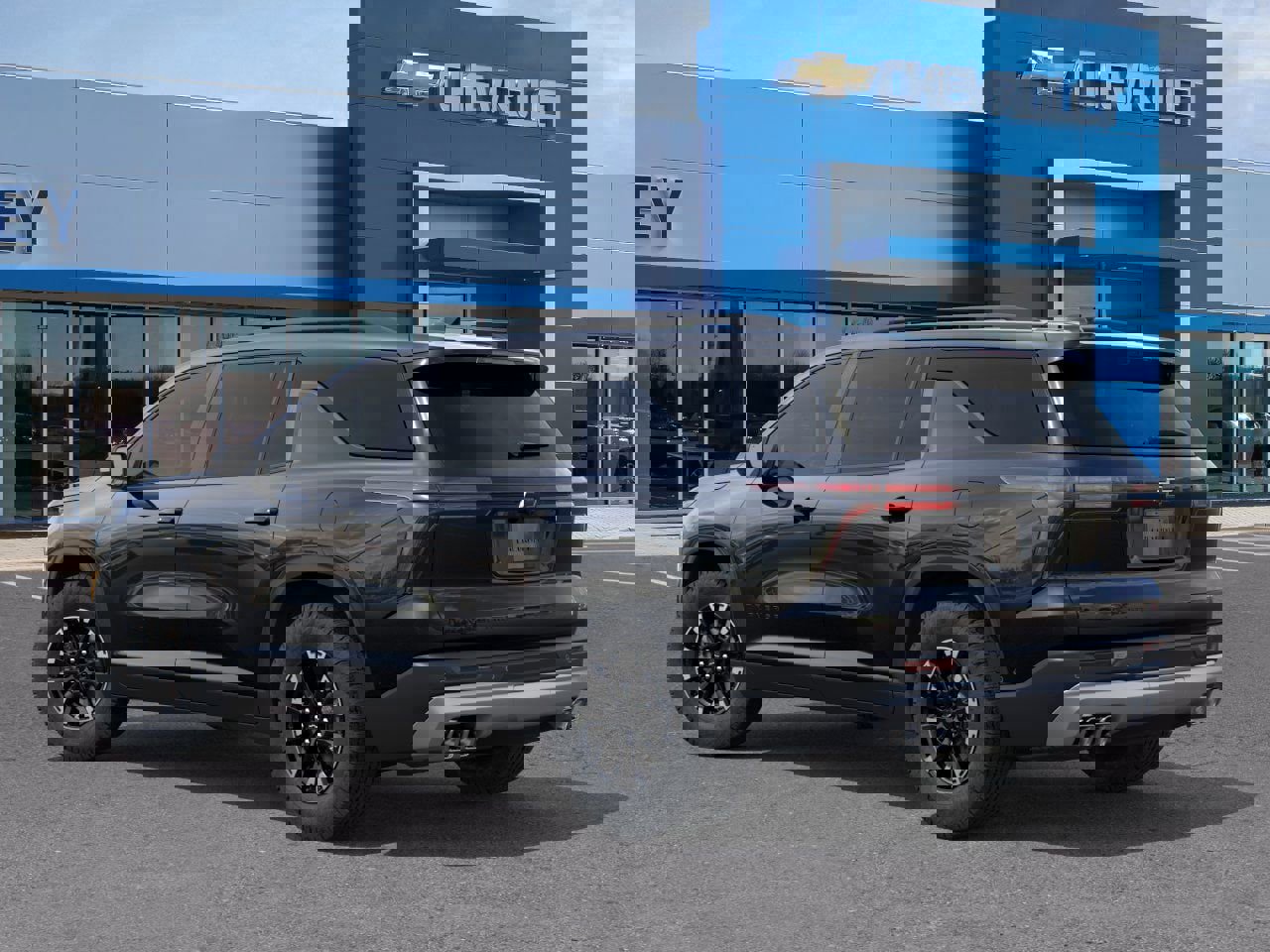 New 2026 Chevrolet Traverse Z71 w/ Enhanced Driving Package AWD/4WD image 3